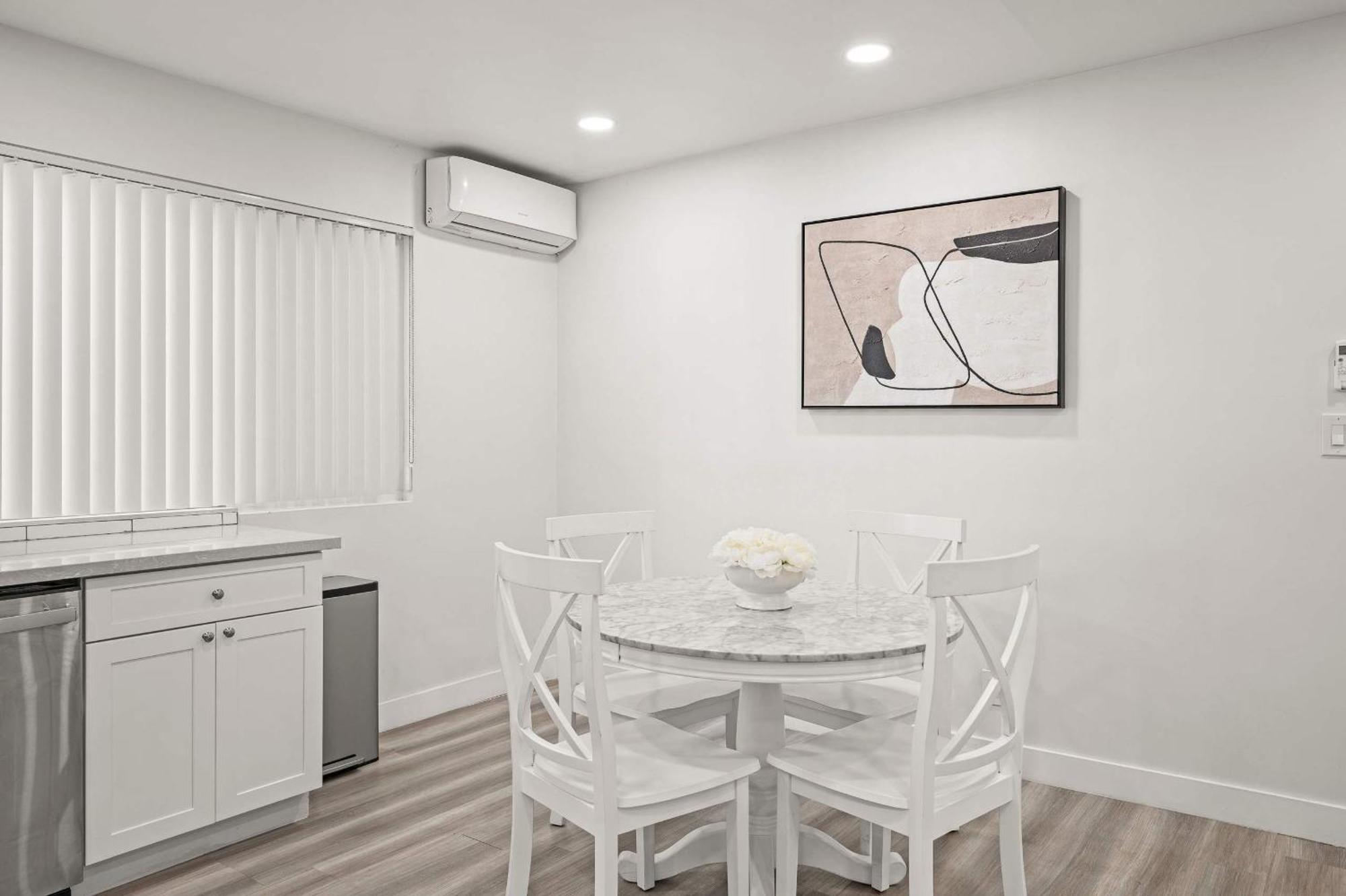 New Renovated 2B2B Apt Self Checkin Free Parking 1 Pasadena Exterior photo
